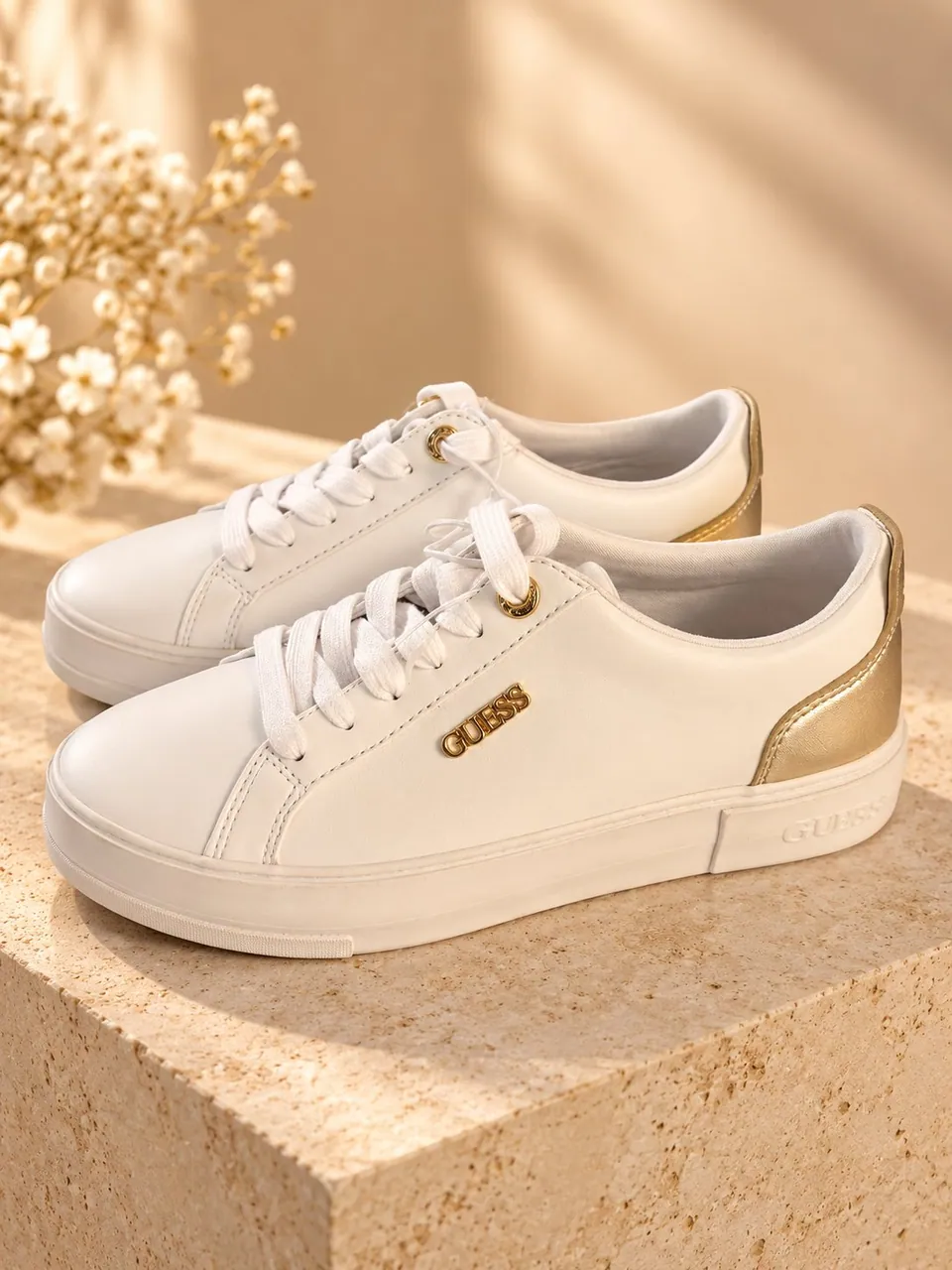 ZAPATILLAS GUESS (foto 2)
