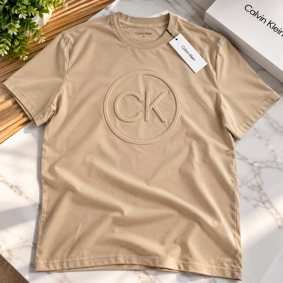 REMERA CALVIN KLEIN (foto 2)
